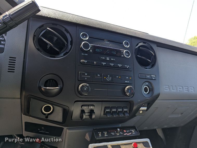 image for item MN9895 2016 Ford F550  sewer jetter truck