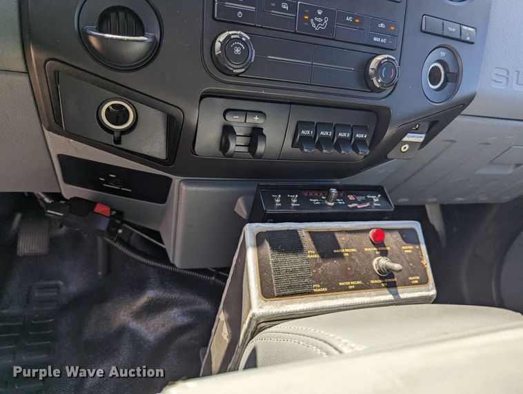 image for item MN9895 2016 Ford F550  sewer jetter truck