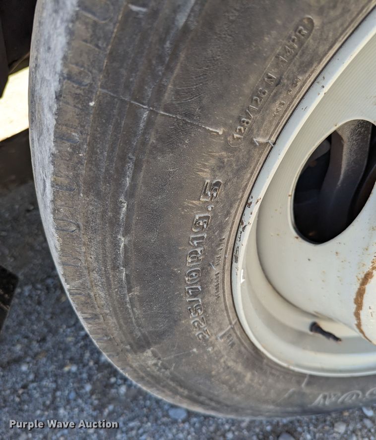 image for item MN9895 2016 Ford F550  sewer jetter truck