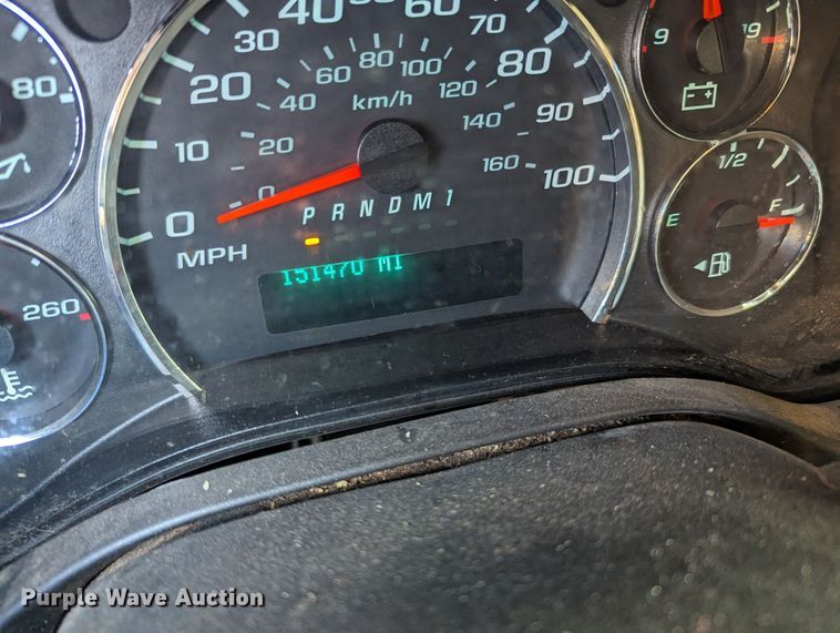 image for item MN9898 2015 GMC Savana  refrigerated delivery truck