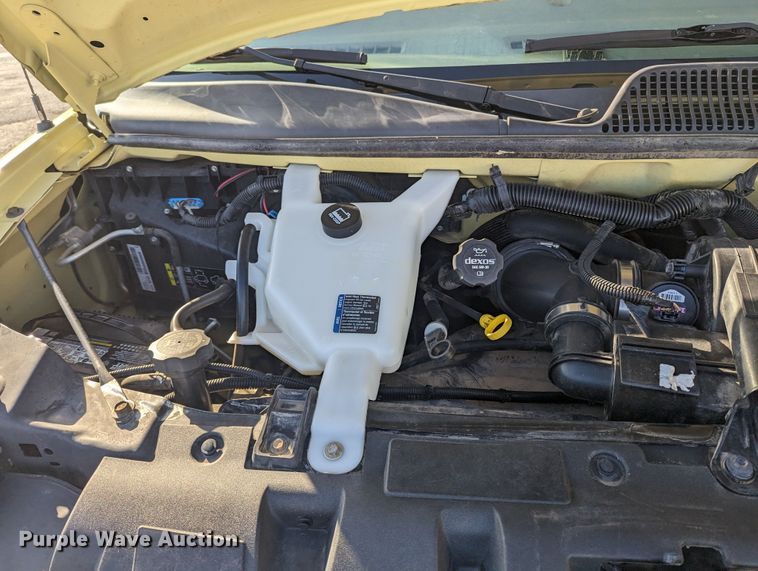 image for item MN9898 2015 GMC Savana  refrigerated delivery truck