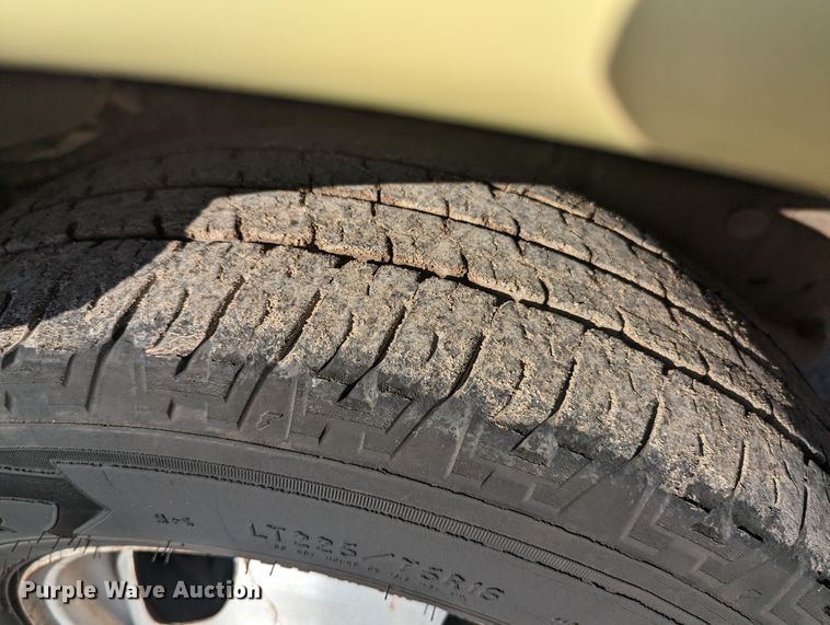 image for item MN9898 2015 GMC Savana  refrigerated delivery truck