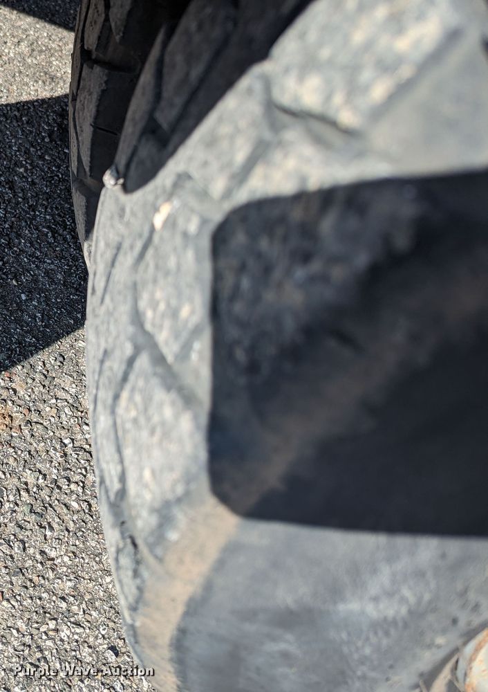 image for item MN9898 2015 GMC Savana  refrigerated delivery truck