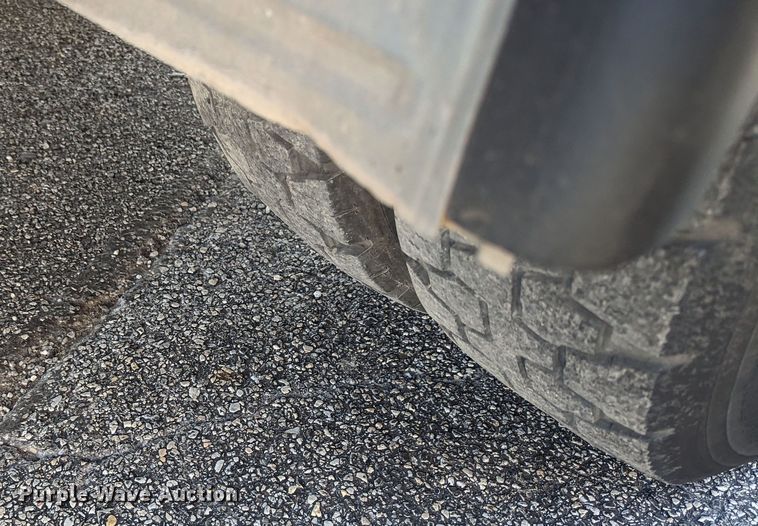 image for item MN9898 2015 GMC Savana  refrigerated delivery truck