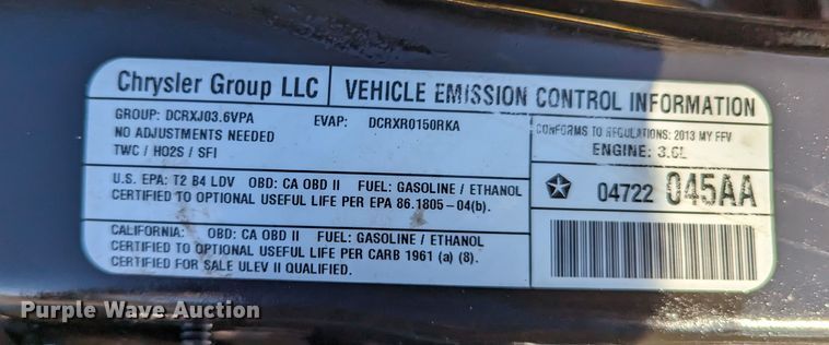 image for item MN9900 2013 Chrysler Town & Country  van