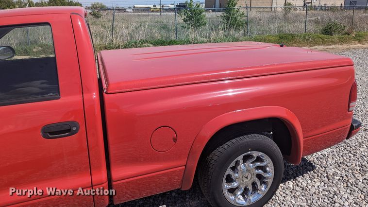 image for item MN9912 1997 Dodge Dakota  pickup truck