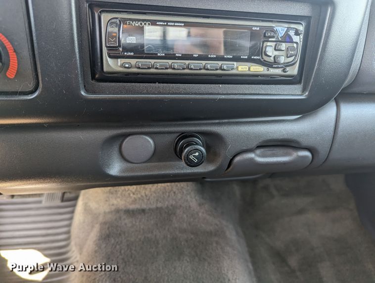 image for item MN9912 1997 Dodge Dakota  pickup truck