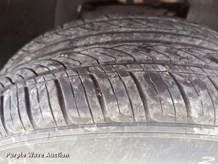 image for item MN9912 1997 Dodge Dakota  pickup truck