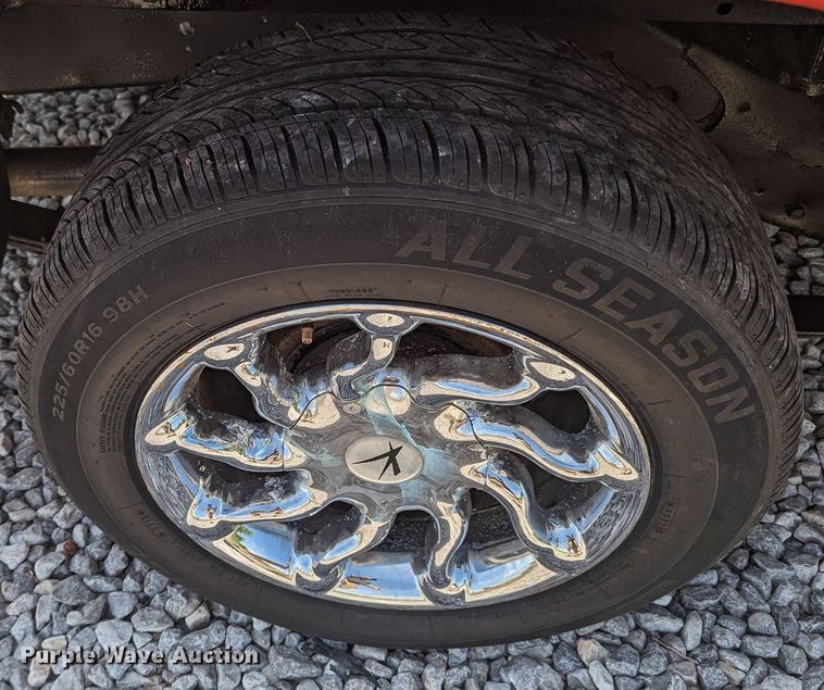 image for item MN9912 1997 Dodge Dakota  pickup truck