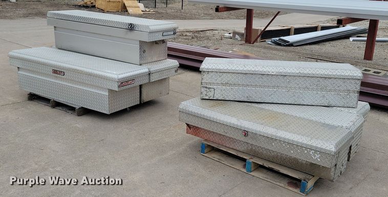 image for item MO9610 (7) Weathergaurd toolboxes