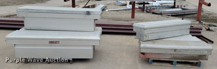 image for item MO9610 (7) Weathergaurd toolboxes