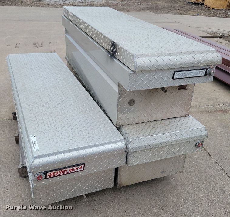 image for item MO9610 (7) Weathergaurd toolboxes