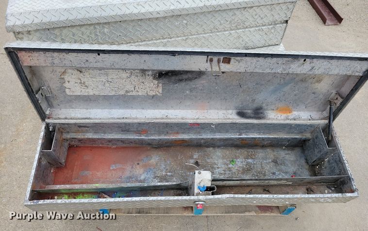 image for item MO9610 (7) Weathergaurd toolboxes