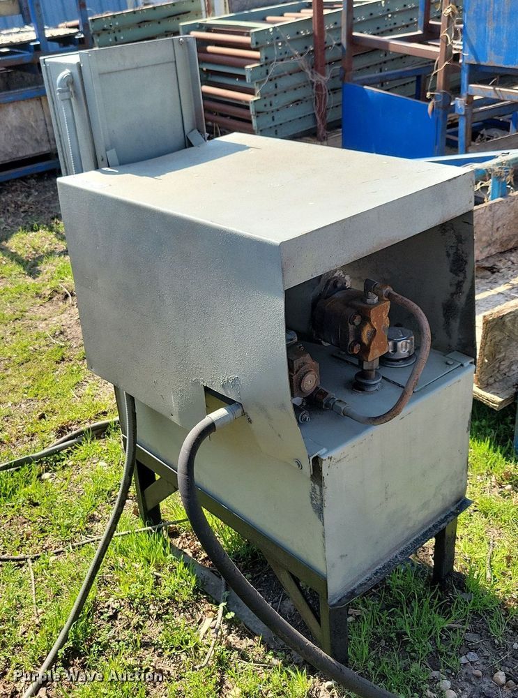 image for item MO9631 GPI Division 0200  hydraulic pump