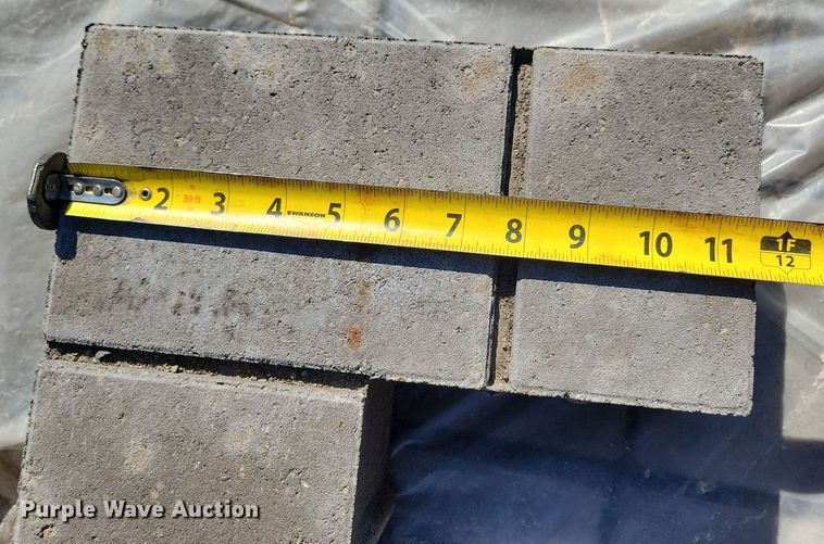 image for item MO9645 96 square feet of Aqualine 12L bricks