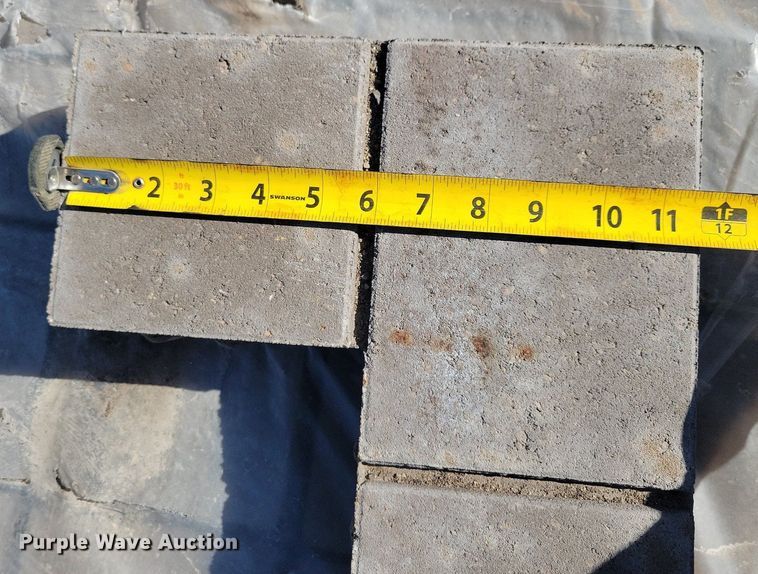 image for item MO9645 96 square feet of Aqualine 12L bricks