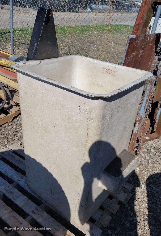 image for item MO9646 Tools