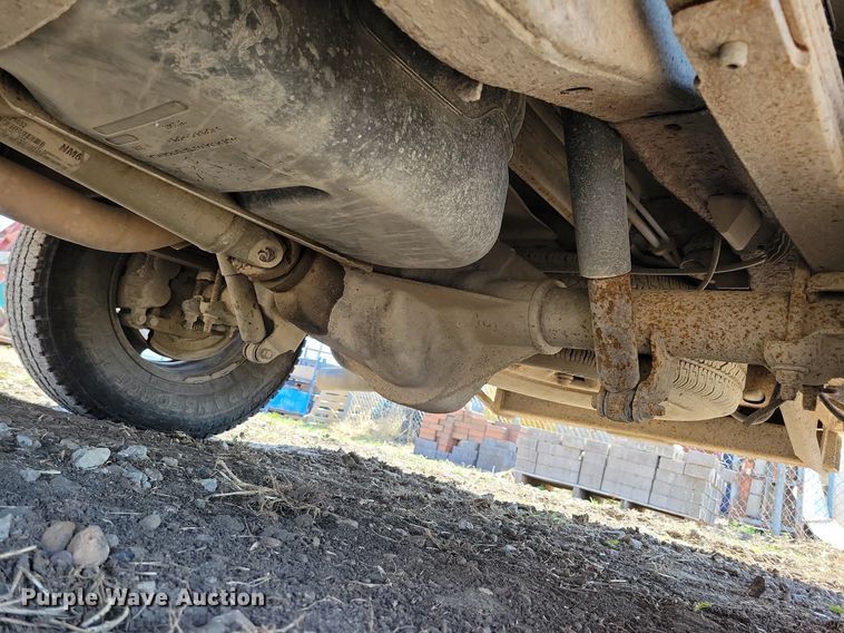 image for item MO9653 2005 Chevrolet Express 3500  van