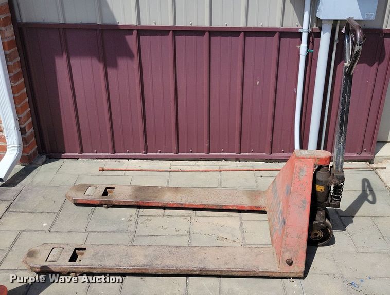 image for item MO9657 Atlas  pallet jack