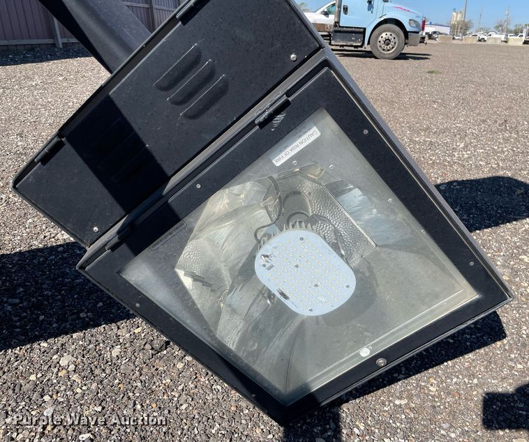 image for item MS9545 (4) light poles