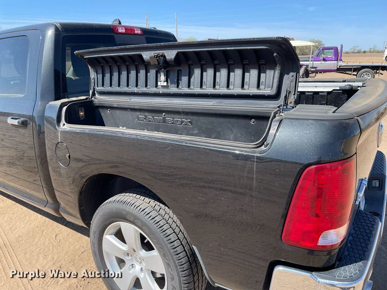 image for item MS9570 2011 Dodge Ram 1500  Crew Cab pickup truck