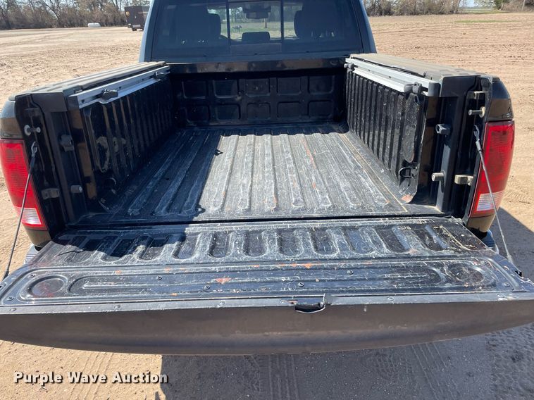 image for item MS9570 2011 Dodge Ram 1500  Crew Cab pickup truck