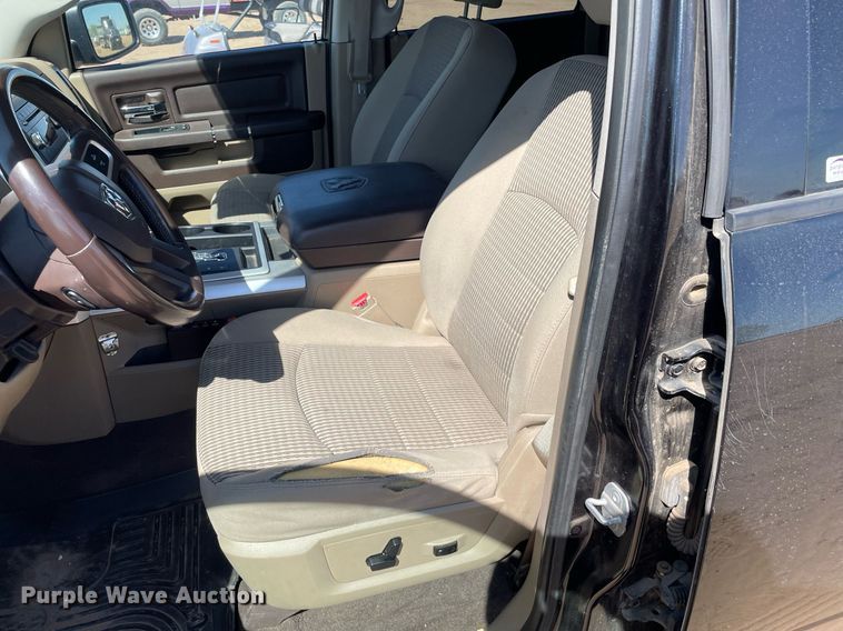 image for item MS9570 2011 Dodge Ram 1500  Crew Cab pickup truck