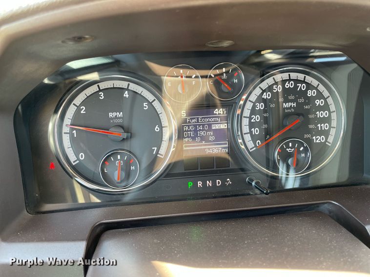 image for item MS9570 2011 Dodge Ram 1500  Crew Cab pickup truck