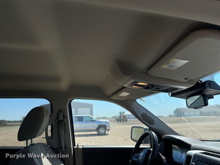 image for item MS9570 2011 Dodge Ram 1500  Crew Cab pickup truck