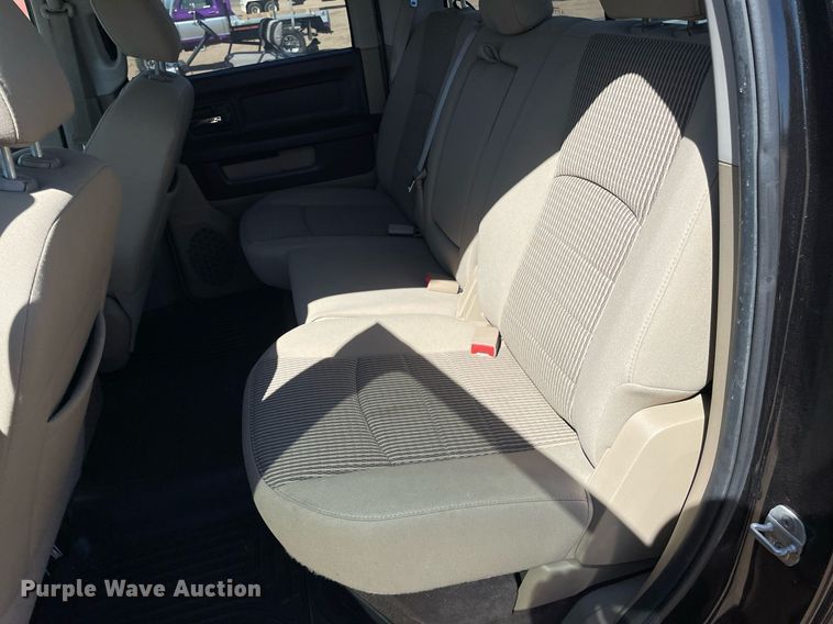 image for item MS9570 2011 Dodge Ram 1500  Crew Cab pickup truck