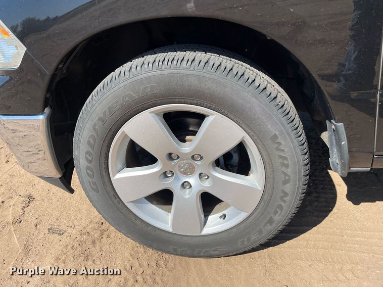 image for item MS9570 2011 Dodge Ram 1500  Crew Cab pickup truck