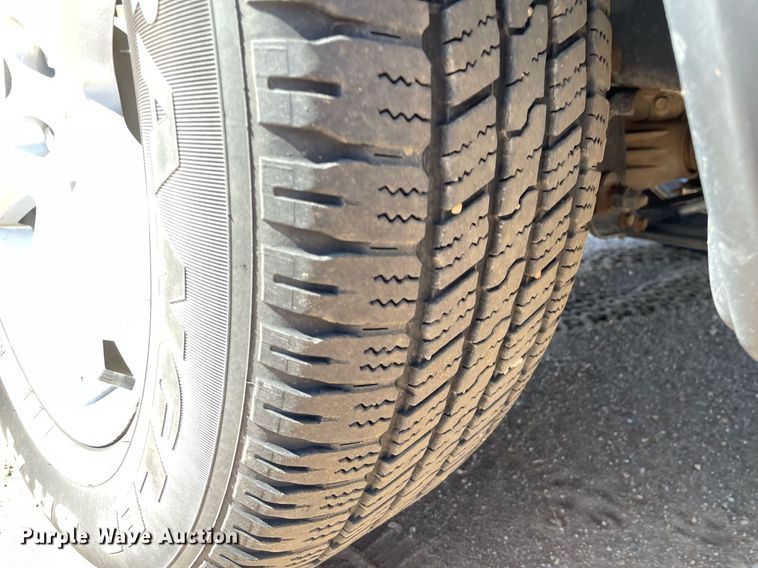 image for item MS9570 2011 Dodge Ram 1500  Crew Cab pickup truck