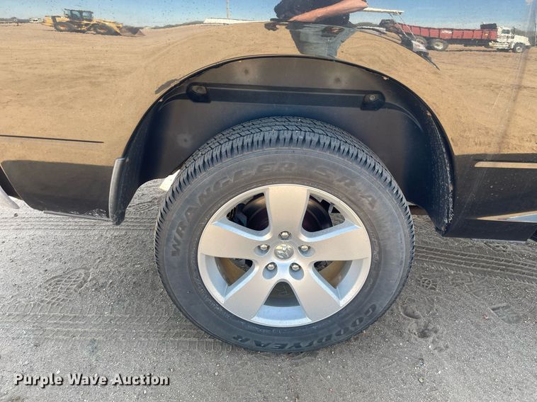 image for item MS9570 2011 Dodge Ram 1500  Crew Cab pickup truck