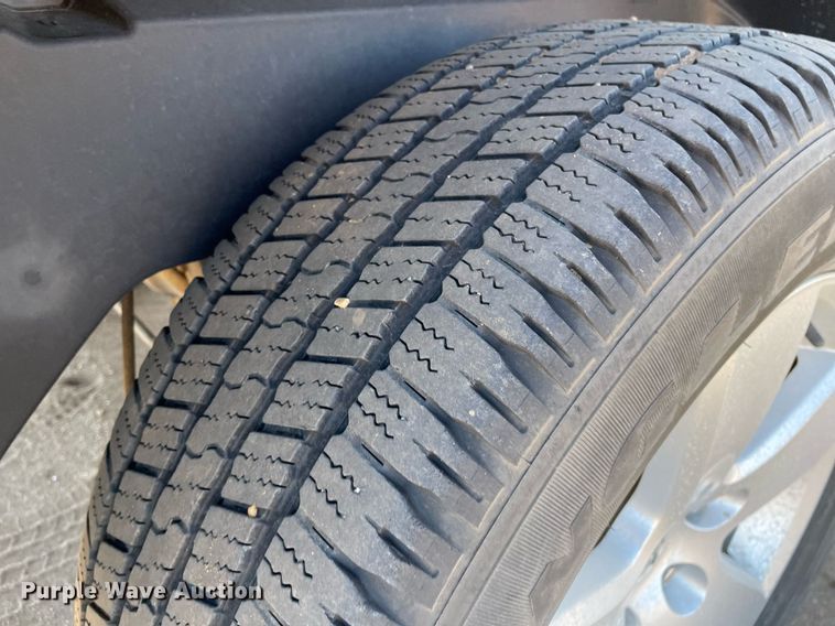 image for item MS9570 2011 Dodge Ram 1500  Crew Cab pickup truck