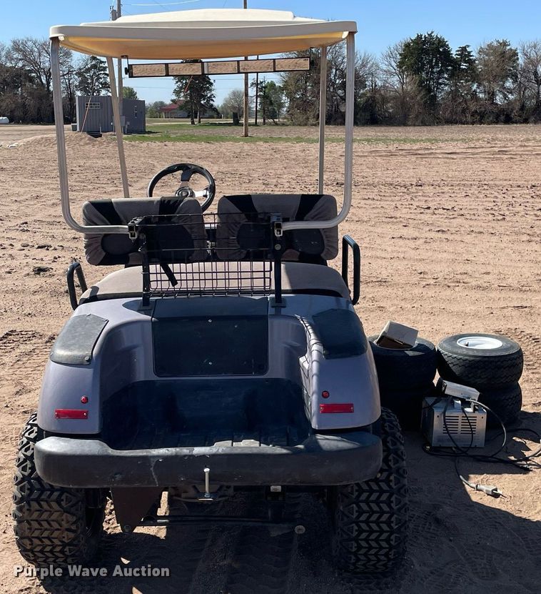 image for item MS9572 1998 Yamaha G16E  golf cart