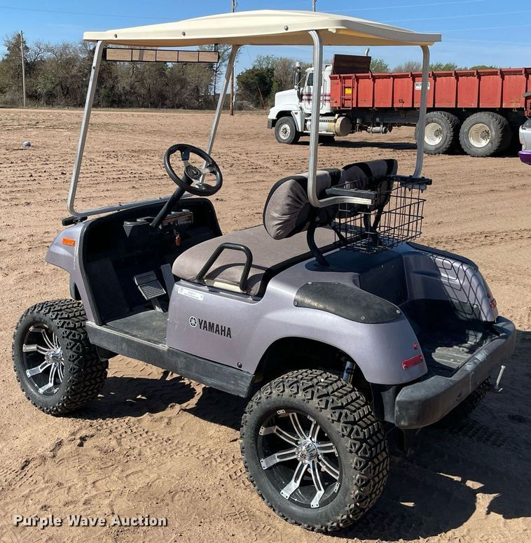 image for item MS9572 1998 Yamaha G16E  golf cart