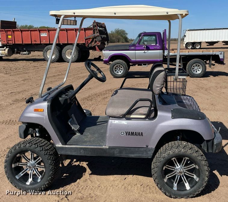 image for item MS9572 1998 Yamaha G16E  golf cart