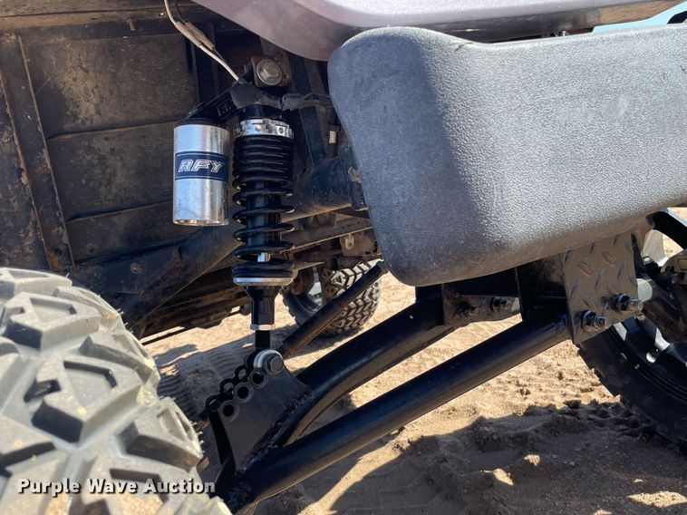 image for item MS9572 1998 Yamaha G16E  golf cart