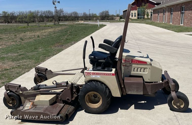 image for item MS9579 Grasshopper 725DT6  ZTR lawn mower