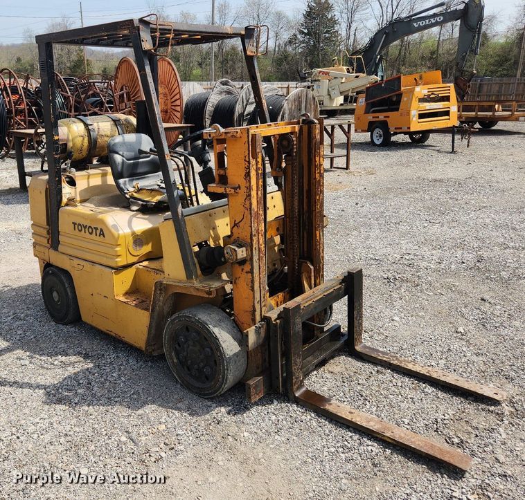 image for item MW9623 Toyota 5FDC25  forklift