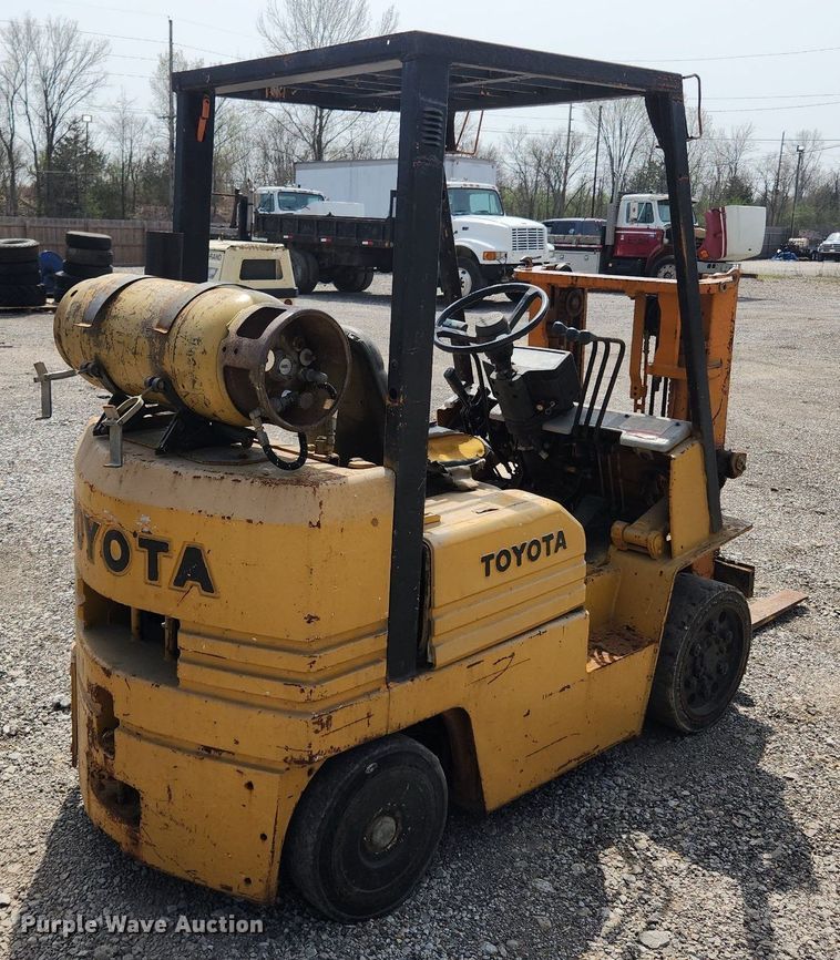 image for item MW9623 Toyota 5FDC25  forklift