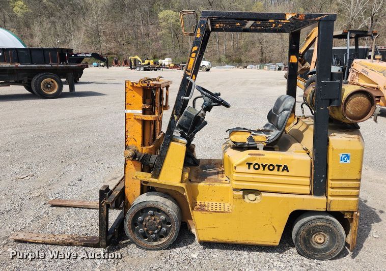 image for item MW9623 Toyota 5FDC25  forklift