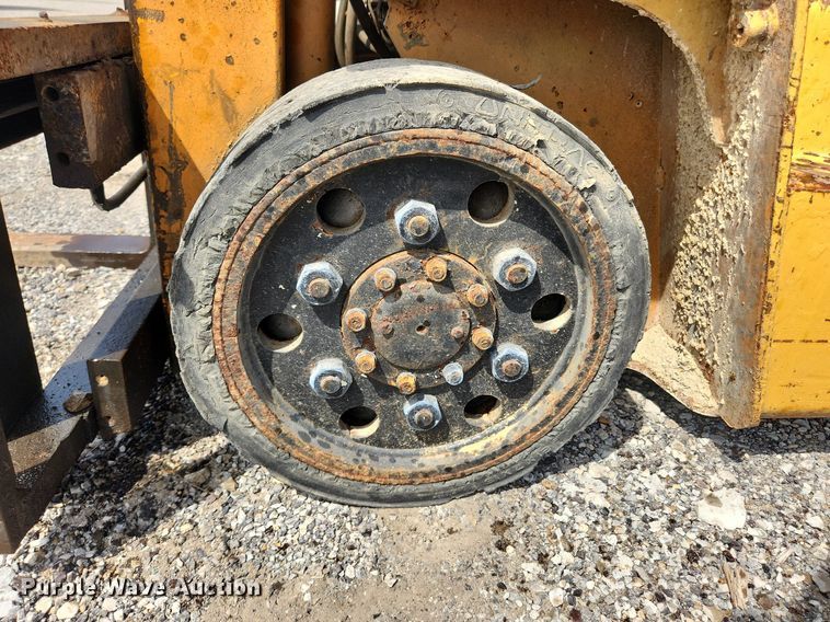 image for item MW9623 Toyota 5FDC25  forklift