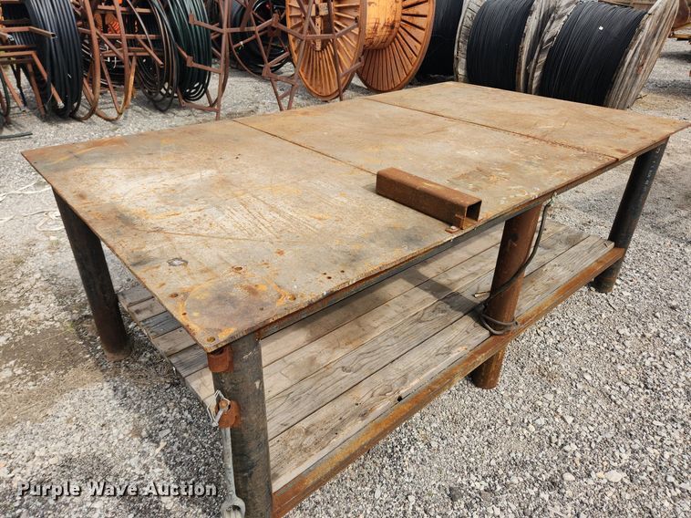 image for item MW9624 (2) workbenches