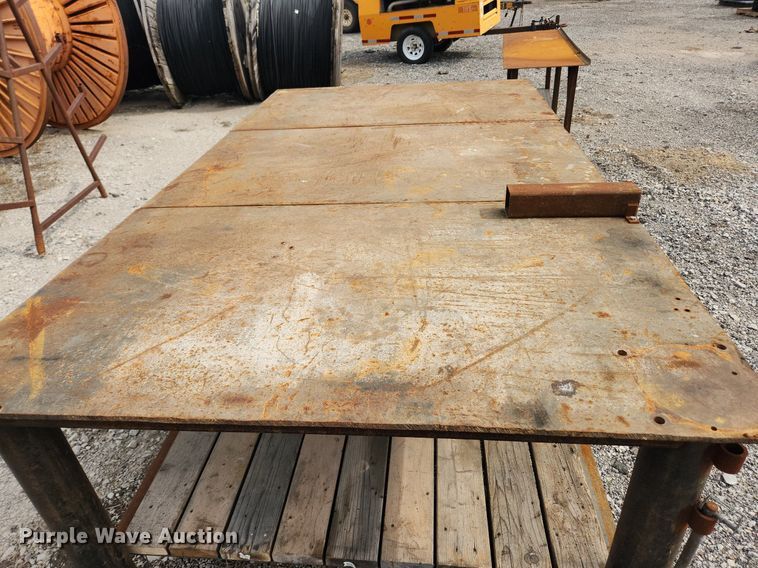 image for item MW9624 (2) workbenches