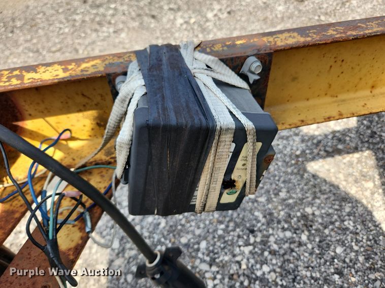 image for item MW9626 2004 JP  utility trailer