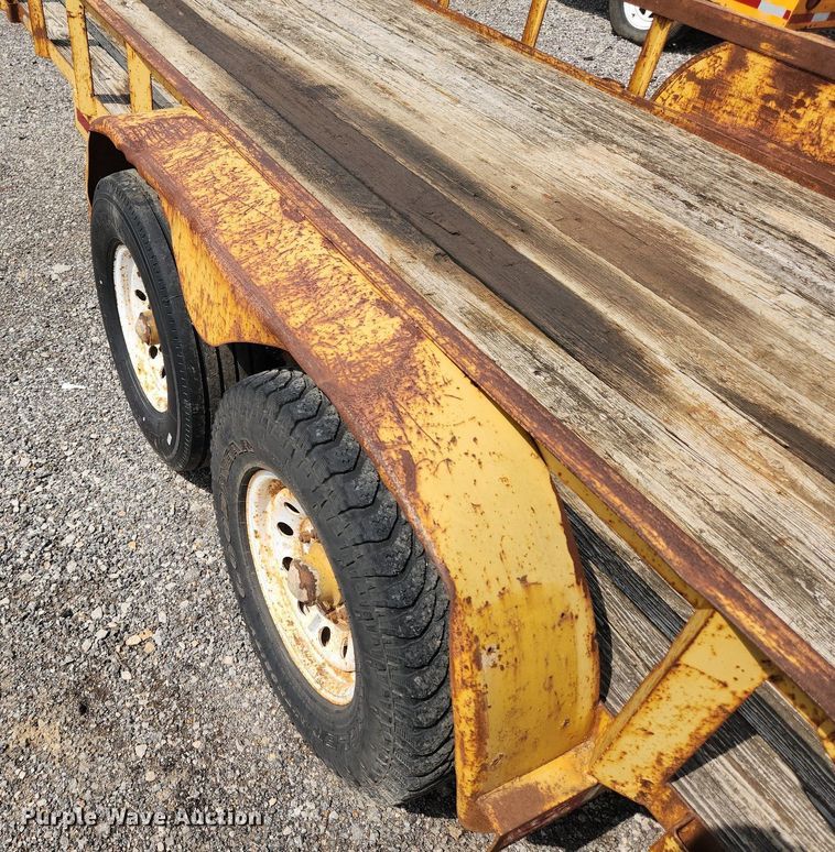 image for item MW9626 2004 JP  utility trailer