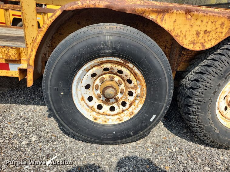 image for item MW9626 2004 JP  utility trailer