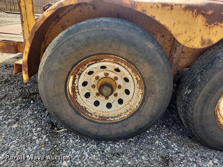 image for item MW9626 2004 JP  utility trailer