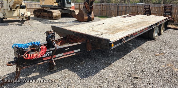 image for item MW9627 2005 Belshe  equipment trailer